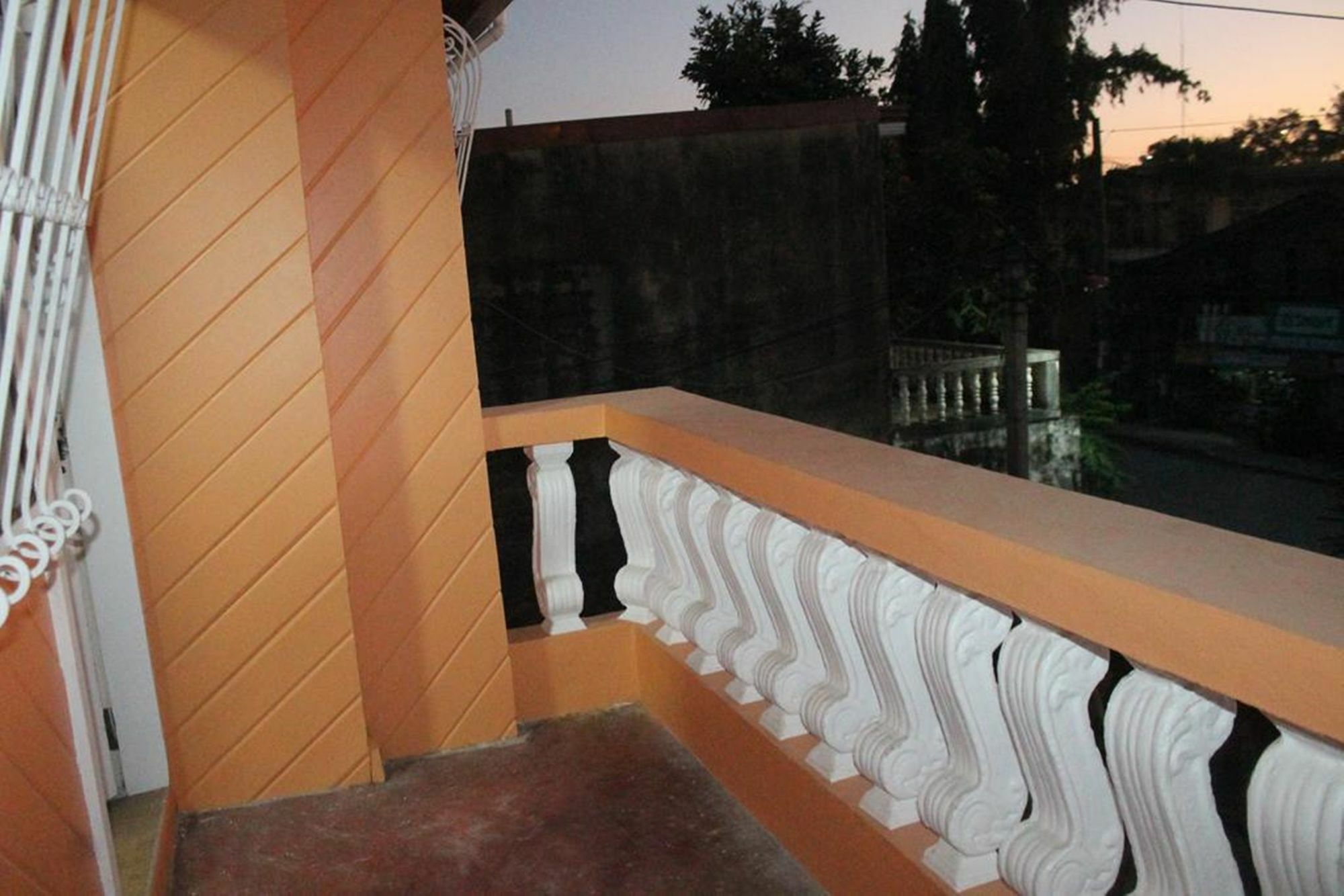 Francesca'S Inn Tagbilaran Extérieur photo